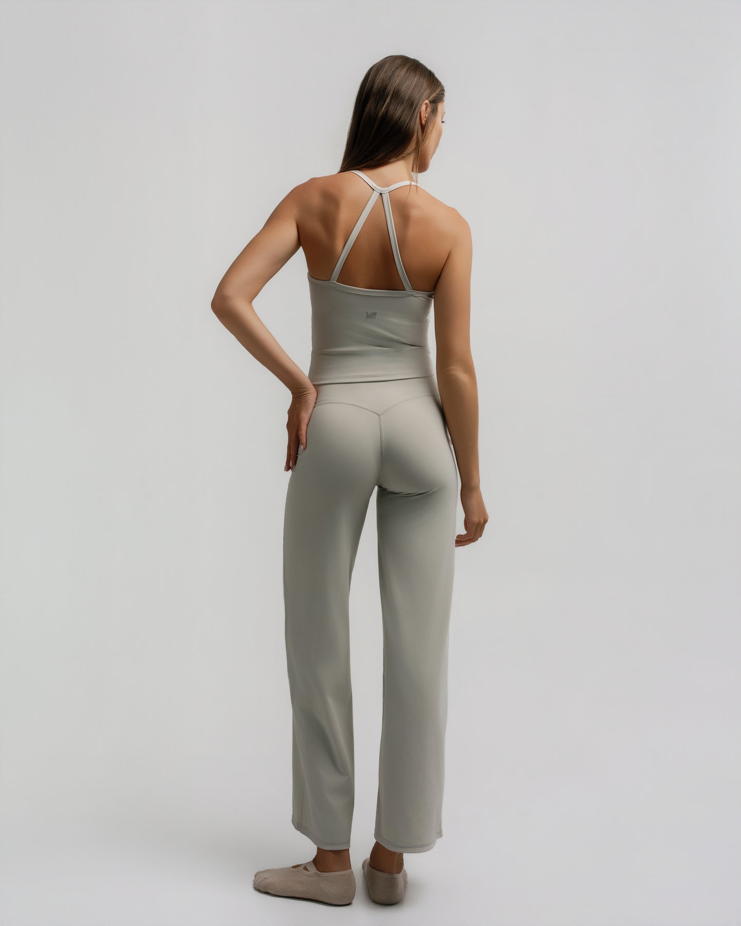 High-Waist Ease Wide Leg Pant