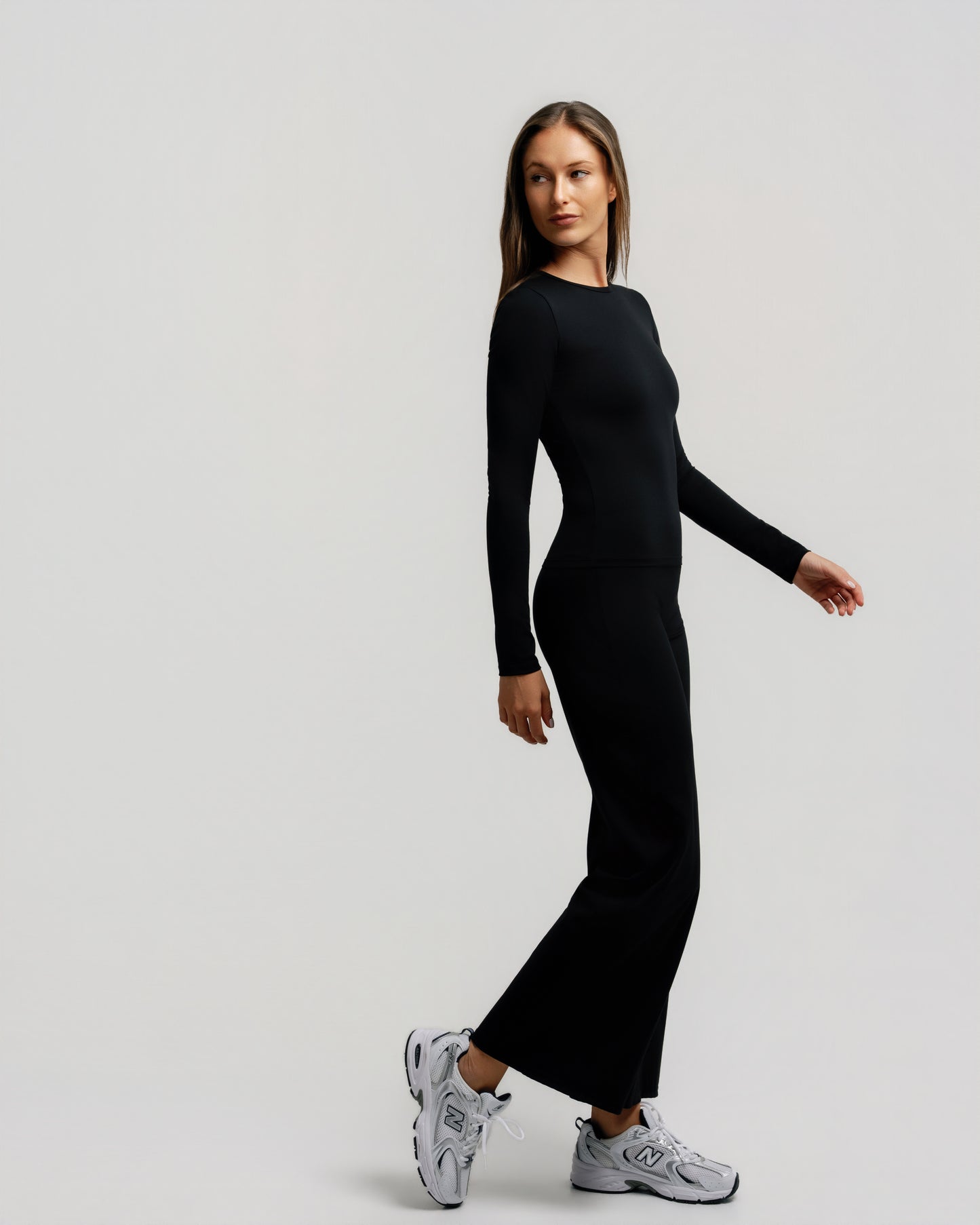 High-Waist Ease Wide Leg Pant