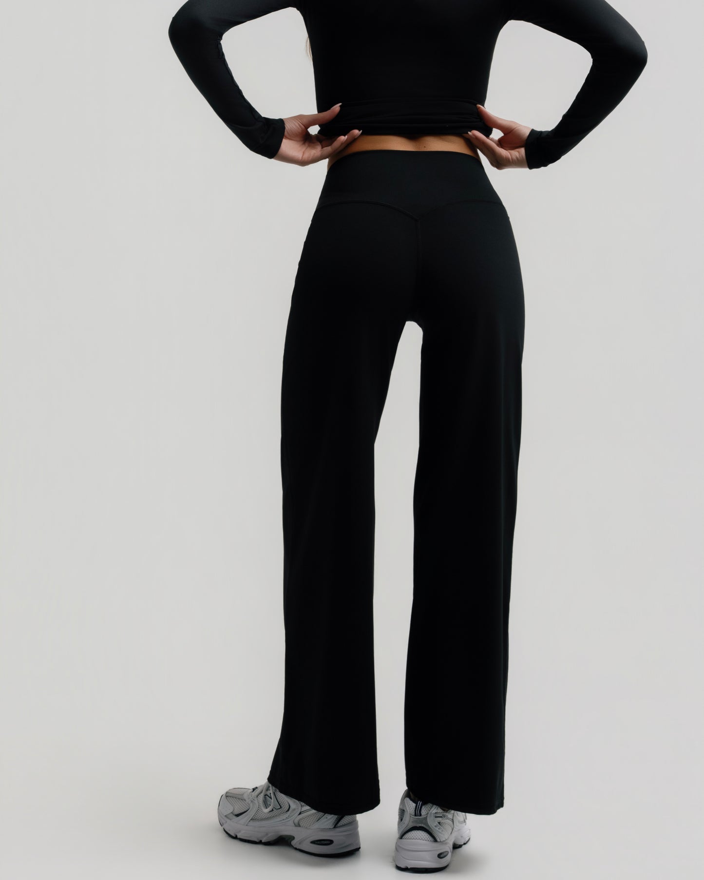 High-Waist Ease Wide Leg Pant